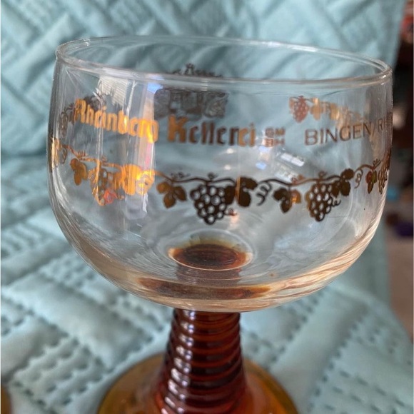 Guldenwein Keilene GmbH Bingen/Rhein Amber Twisted Stemmed Glasses - Set… - Picture 4 of 8